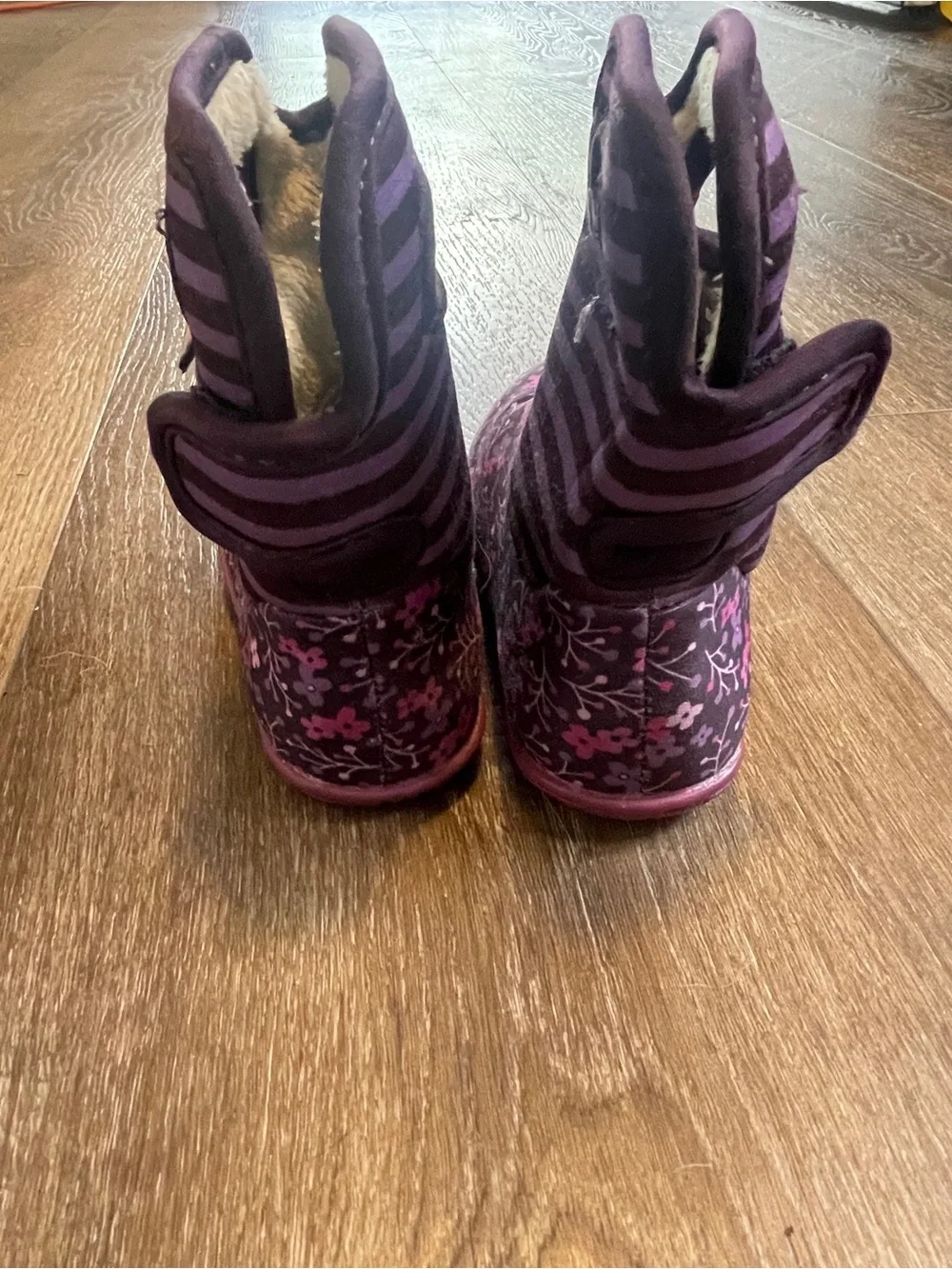 Bogs Purple Floral Stripped Waterproof Winter Rain Boots Size 6 Baby/Infants